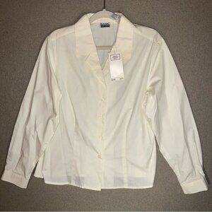 Basic Editions size XL off white Ivory button up Blouse NWT